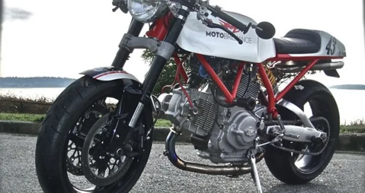Ducati Sport 1000 Moto Brilliance Cafe Racer
