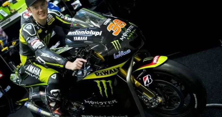 MotoGP: Bradley Smith si prepara al 2013 correndo con una R1 in Qatar