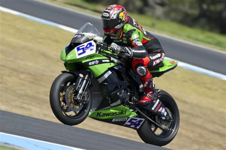 Supersport 2014, Phillip Island: Sofuoglu in pole, 3° Tamburini