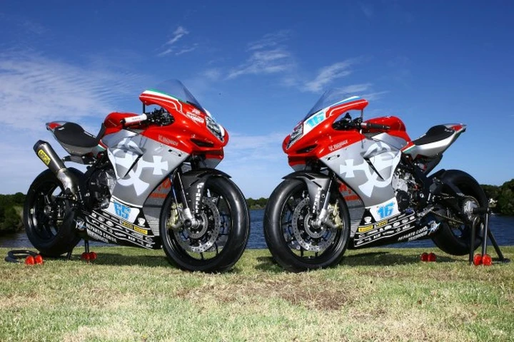 Superbike 2014: svelate le livree SBK e WSS del team MV Agusta Yakhnich