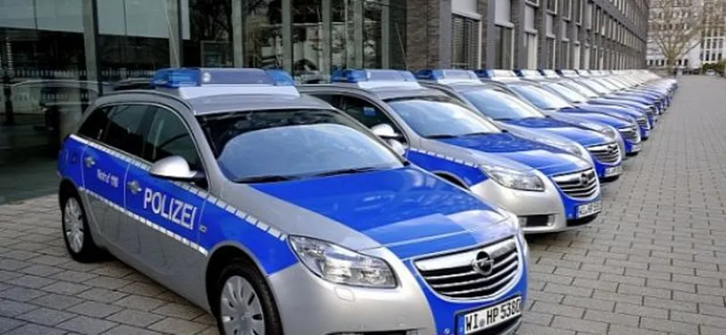 Opel Insignia Sports Tourer per la Polizia tedesca; Alfa Romeo Giulietta presto nelle nostre Forze dell'Ordine?