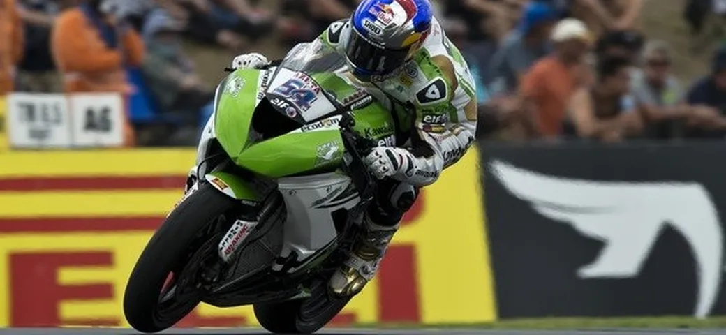 Supersport Thailandia 2015: Sofuoglu in pole su Cluzel e Smith