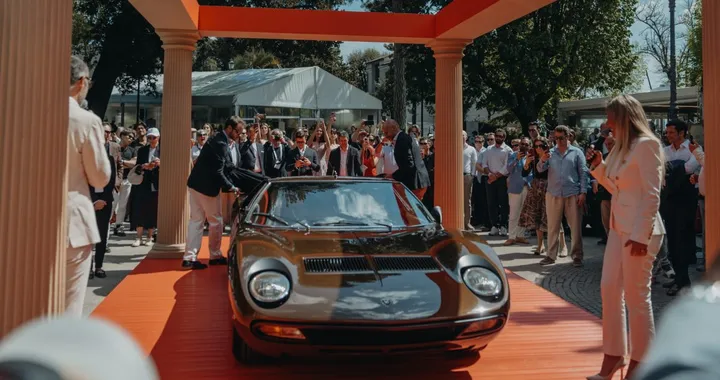 Lamborghini ha svelato ad Anantara Concorso Roma una Miura SV del '72 restaurata