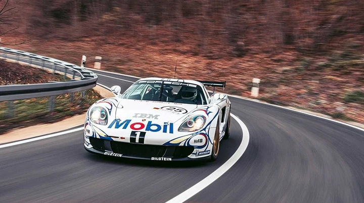 Porsche Carrera GT-R, in vendita l’esemplare unico realizzato per il WEC