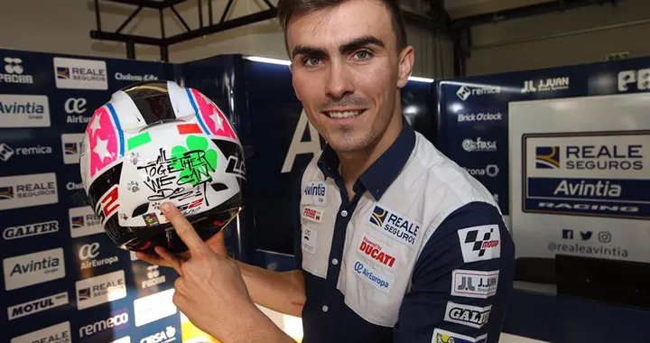 Loris Baz porta Alessia Polita in testa a Misano