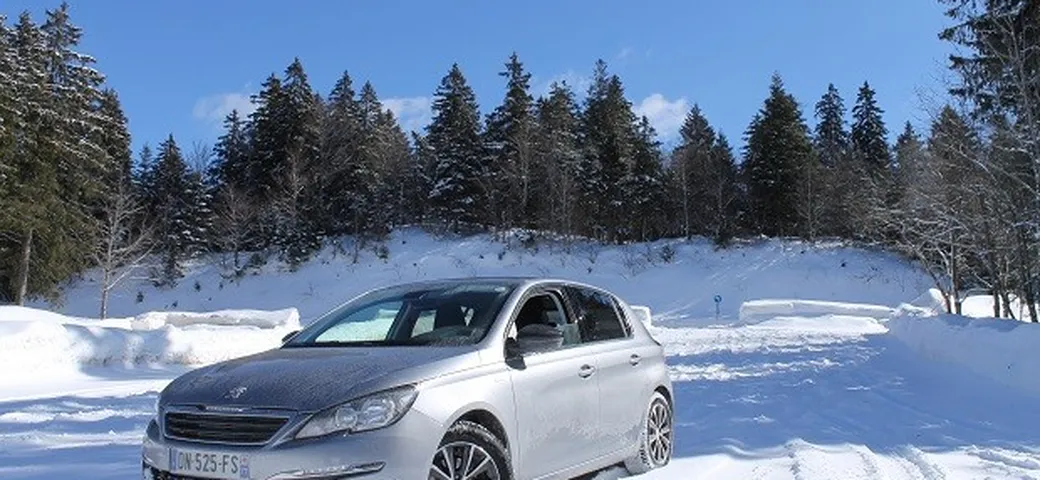 Michelin CrossClimate, la gomma estiva che sfida neve e ghiaccio [Video]