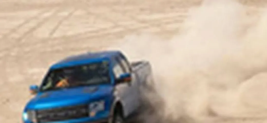 Video: Motor Trend prova la Ford F-150 SVT Raptor 6.2