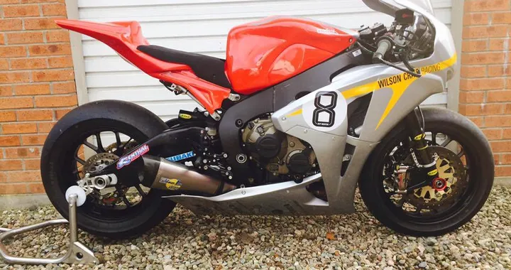 Tourist Trophy: in vendita la CBR Wilson Craig di Guy Martin