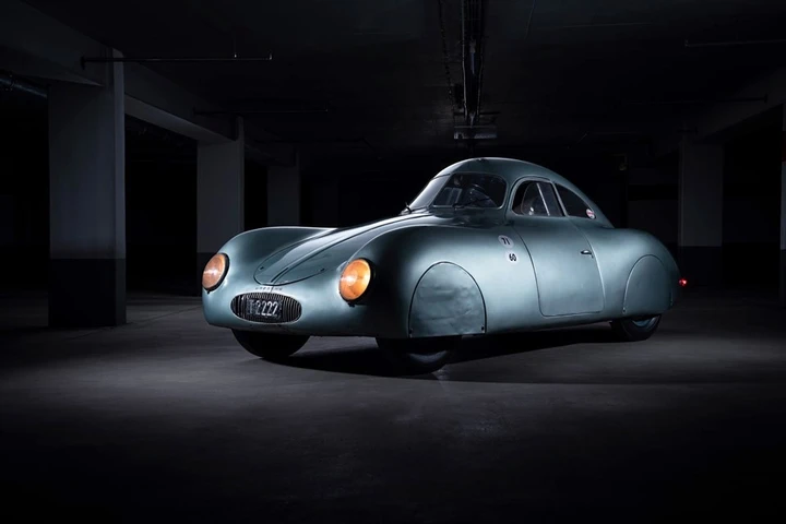 Porsche Type 64: la leggendaria auto storica del 1939 all'asta
