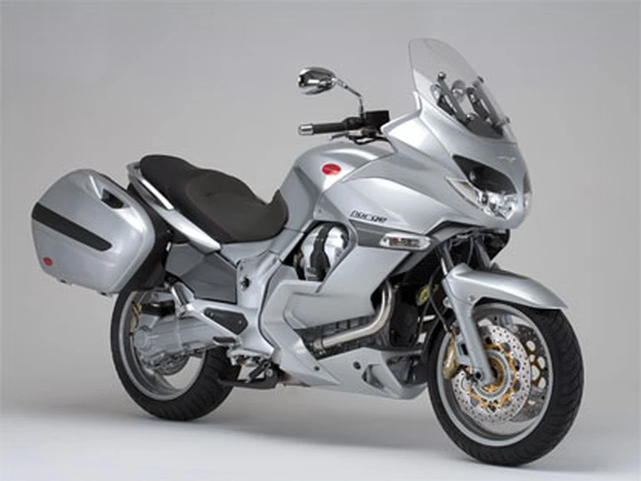 Salone Milano - Moto Guzzi Norge 1200