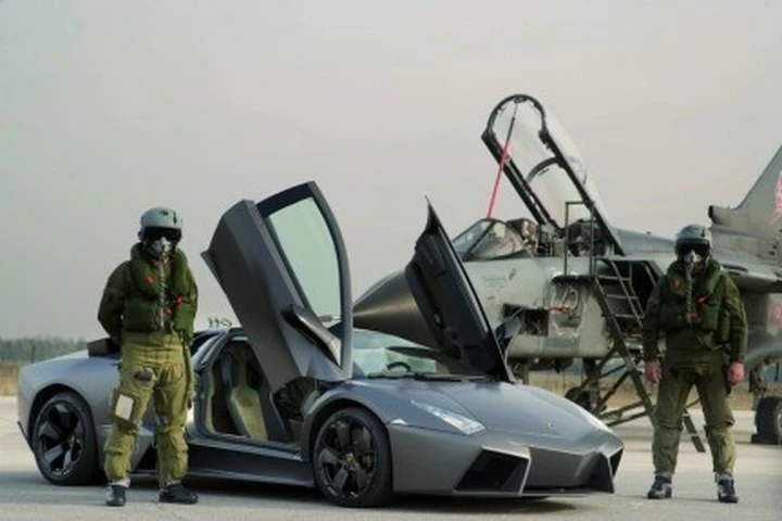 Lamborghini Reventon sfida il Tornado