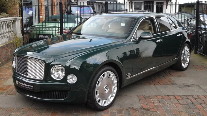 La Bentley della Regina Elisabetta è in vendita