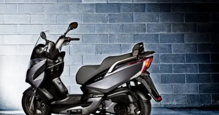Kymco G-Dink 300i: la quarta generazione.