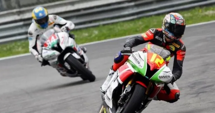 CIV, Monza: Conforti detta legge in Superbike, ma le altri classi danno spettacolo
