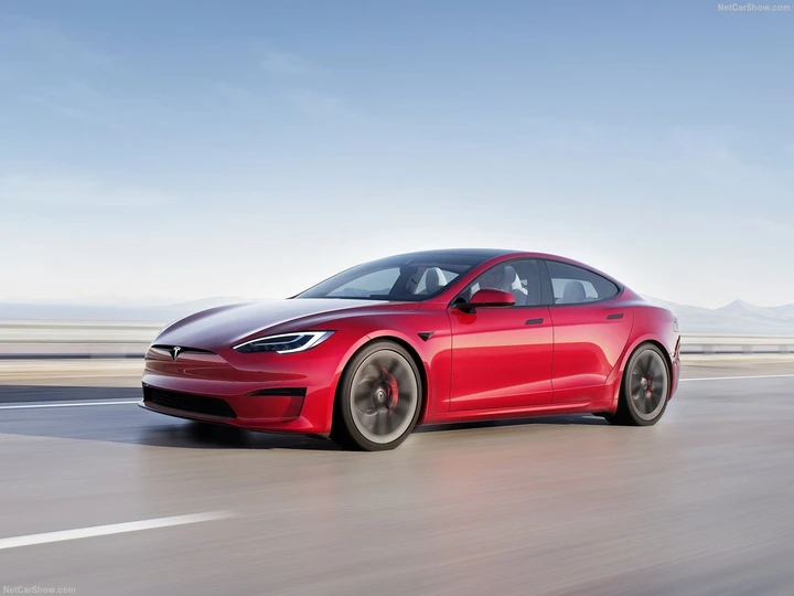 Tesla realizza un profitto di oltre 15.000 dollari per ogni auto venduta