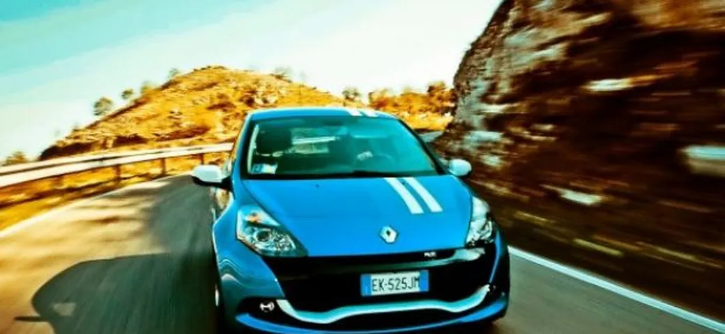 Renault Clio 2.0 RS Gordini: prova su strada e test drive
