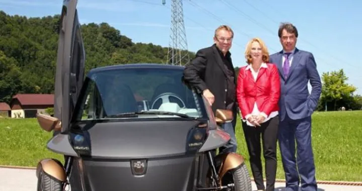 KTM E3W city car elettrica
