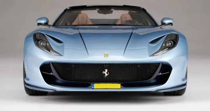 Ferrari 812 GTS in scala 1:8 su misura, un lusso in formato ridotto