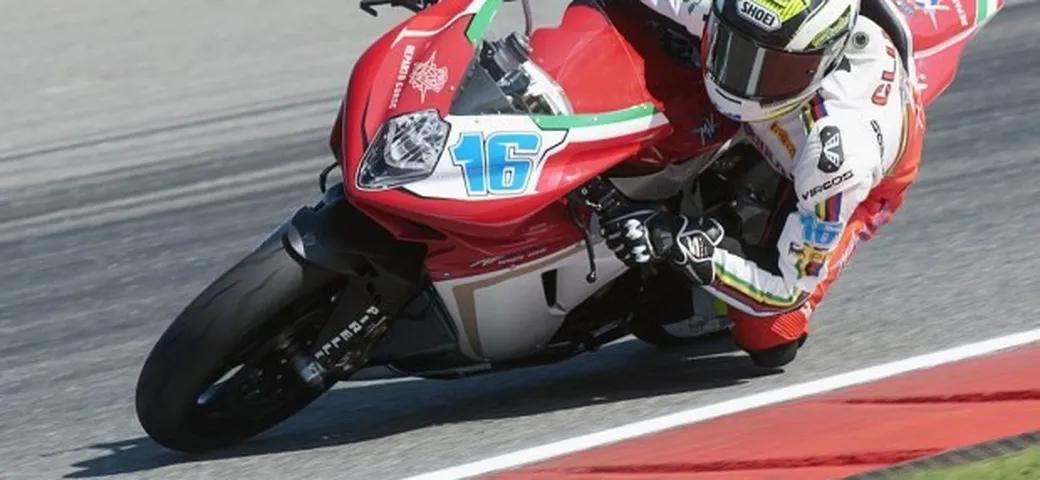 MV Agusta 2015: Jules Cluzel tra Supersport e Superbike