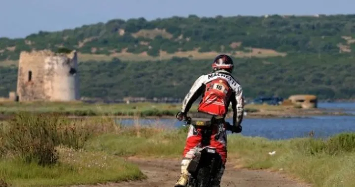 "Basta gare di moto in Sardegna". I politici contro le competizioni a due ruote
