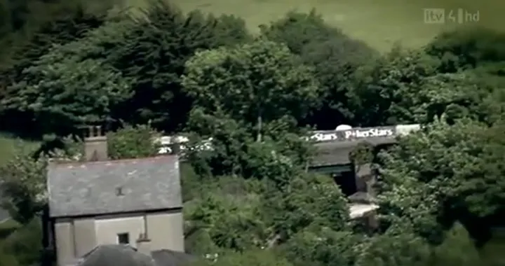 Conor Cummins IOM TT 2010 Crash