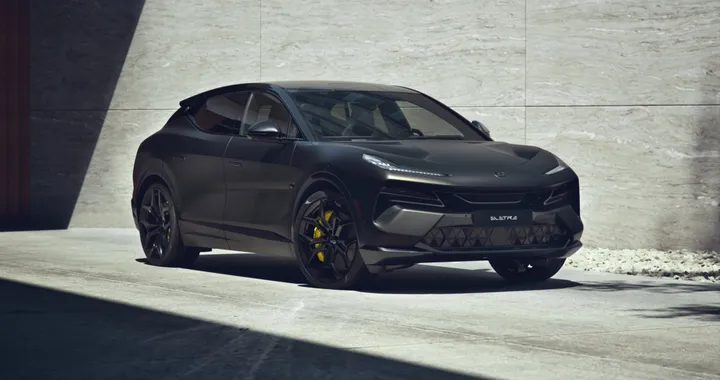 Lotus Eletre Carbon: versione di lusso e hi-tech per il Nord America
