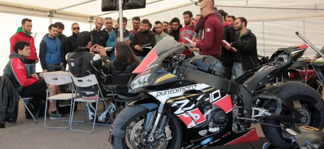 Master Ingegneria moto da corsa