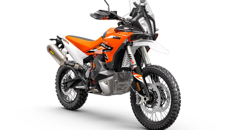 KTM 890 Adventure R Rally 2024 un vero gioiello per gli appassionati di moto off road