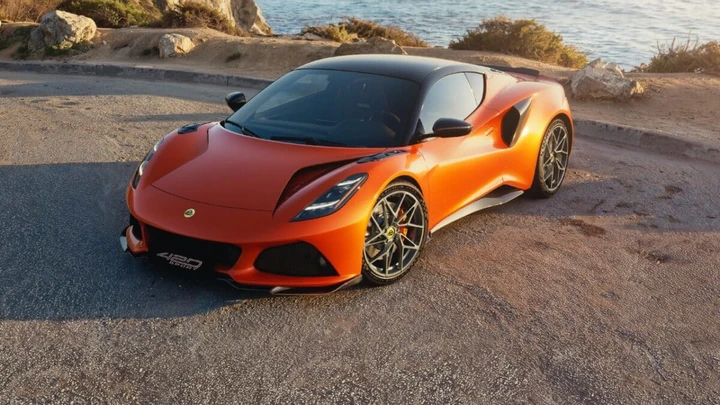 Lotus Emira 420 Sport, la più estrema di sempre arriva in Italia