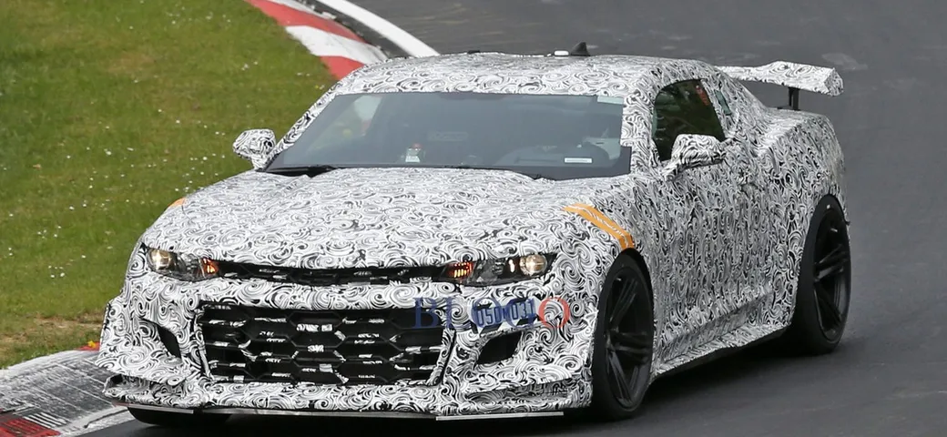 Foto Spia Chevrolet Camaro