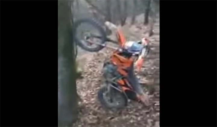 Motorcycle Park Flip? [Video]