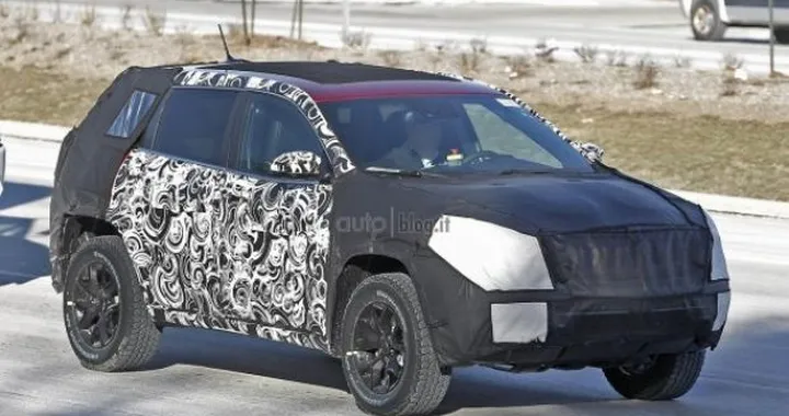 Jeep Cherokee 2014: foto spia della versione definitiva