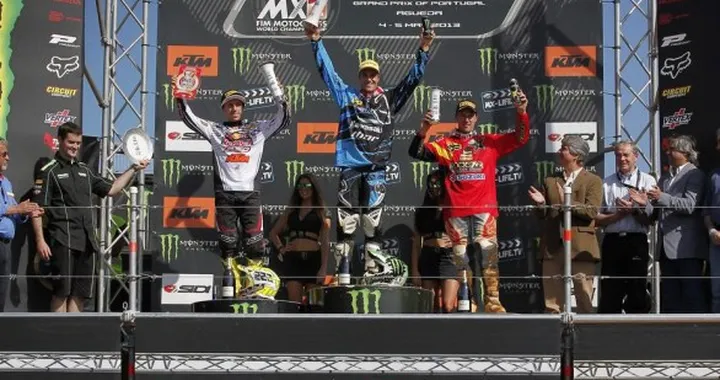 Motocross: in Portogallo vince ancora Paulin. Secondo Cairoli seguito da Desalle. Herlings trionfa in MX2.