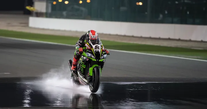 SBK Losail: cancellata Gara 2. Mondiale chiuso, crisi aperta