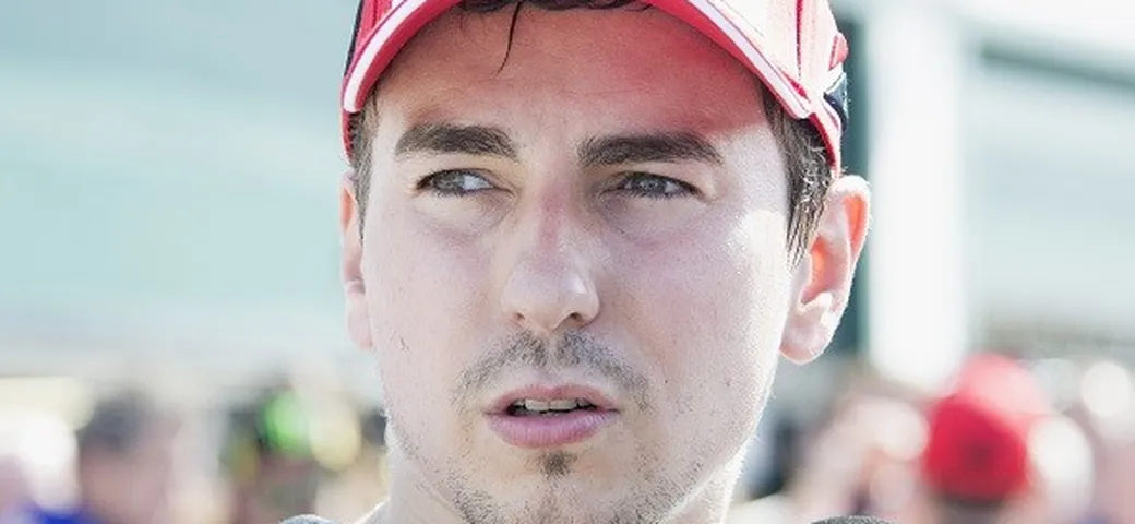Jorge Lorenzo su eFanswer: rapporto diretto con i fan