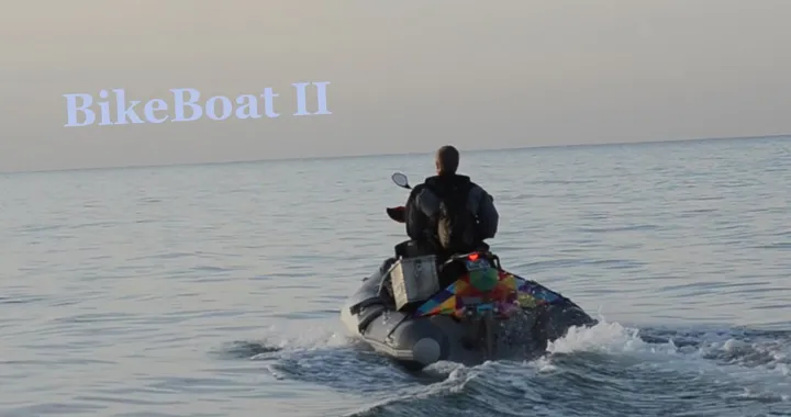 Tentativo di attraversamento della Manica in BikeBoat