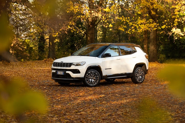 Jeep Compass 2024: aperti gli ordini