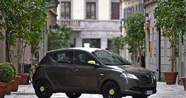 Lancia Ypsilon Elefantino 2014: informazioni e foto ufficiali