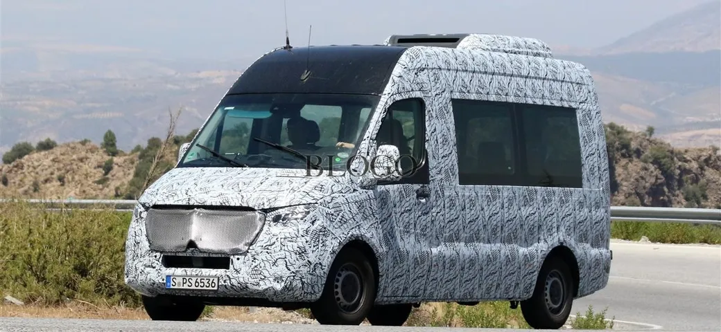 Mercedes Sprinter 2019: nuove foto spia