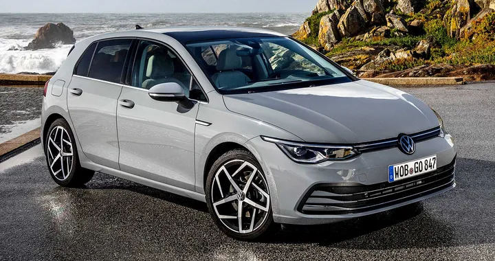 Volkswagen Golf: diventerà elettrica con batteria LFP