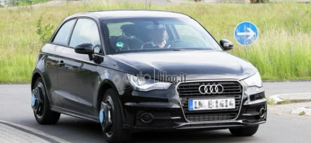 Foto spia Audi S1