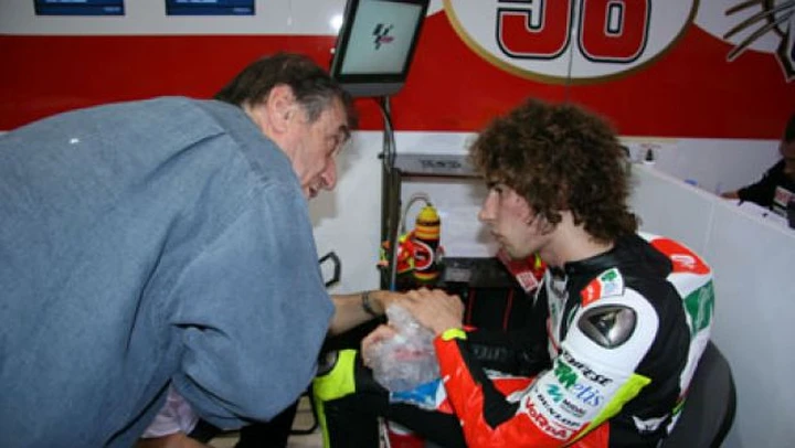 Dov’è Simoncelli? Lo può trovare al reparto surgelati