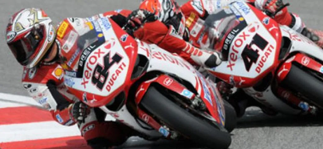 Noriyuki Haga e Michel Fabrizio con Ducati anche nel 2010
