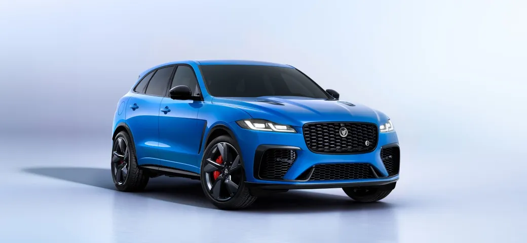 Jaguar F-PACE: un'edizione speciale del SUV per i 90 Anni di innovazione