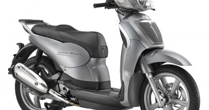 Nuovo Aprilia Scarabeo 125/200