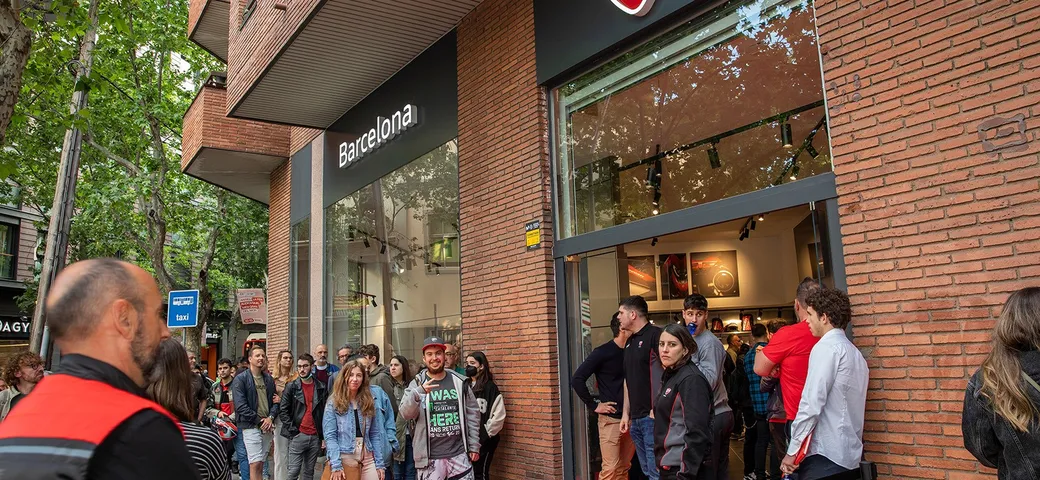 Ducati inaugura un nuovo store a Barcellona