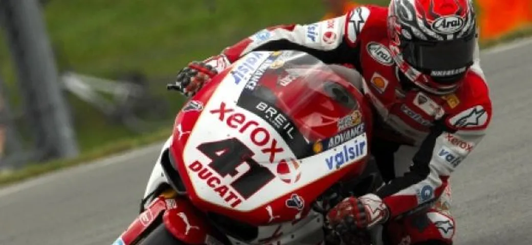 WSBK a Donington: 100 podi in SBK e infortunio per Haga, delusione per Fabrizio