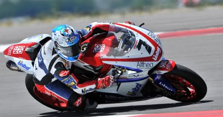 La Superpole del Miller conferma Checa. Biaggi pronto per il "colpaccio". Si rivede Haga