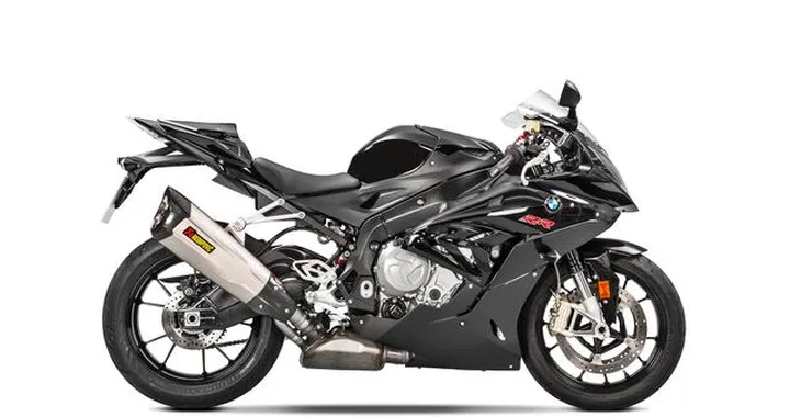 Akrapovič: nuova collezione di scarichi 2017