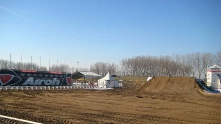 Tutto pronto per l'Airoh Mantova Starcross
